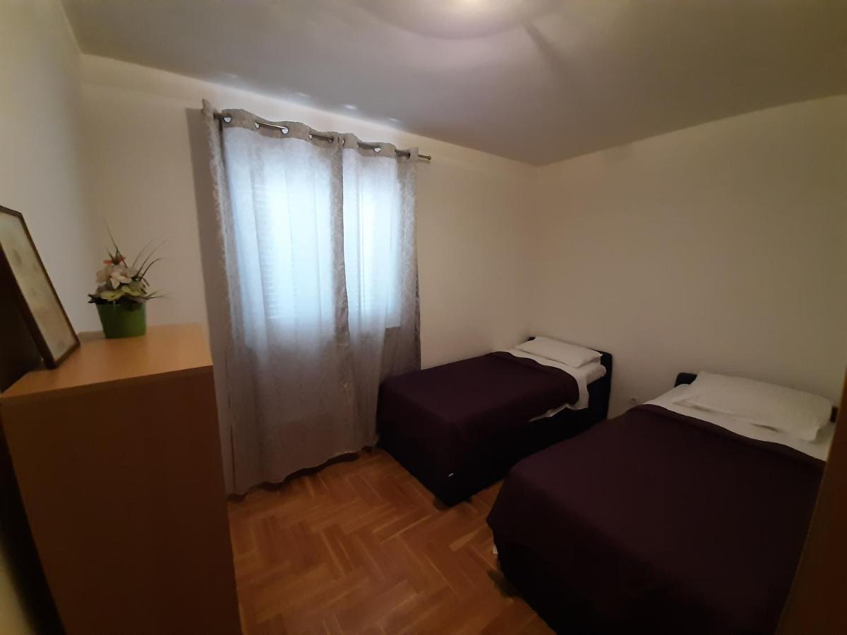 Apartment Jelena 特罗吉尔 外观 照片